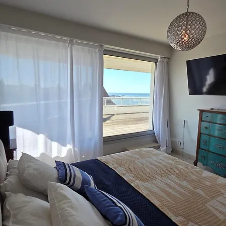 Panoramic View And Terrace In Apartamento *